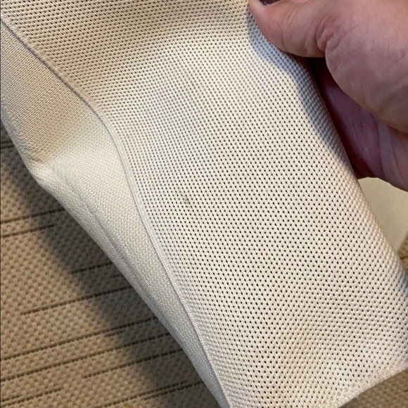 Salvage Public jacquard knit market tote Bag with  Laua’e design dark brown - Picture 4 of 7